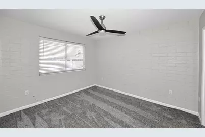 10002 W Tarrytown Avenue, Sun City, AZ 85351 - Photo 22