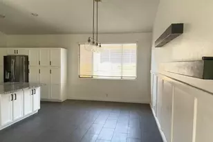 2670 E Hulet Dr, Chandler, AZ 85225 - Photo 8