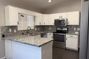 15012 N 85th Dr, Peoria, AZ 85381 - Photo 10