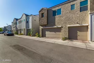2268 W Laurie Ln, Phoenix, AZ 85021 - Photo 2