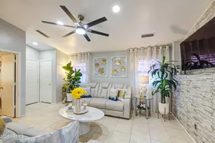 10771 W Elm Ln, Avondale, AZ 85323 - Photo 10