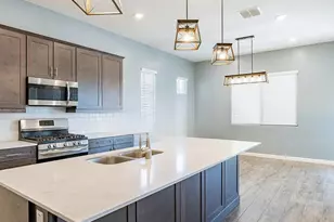 2811 W Pollack St, Phoenix, AZ 85041 - Photo 10