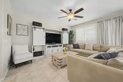 10204 W Weldon Avenue, Avondale, AZ 85392 - Photo 2