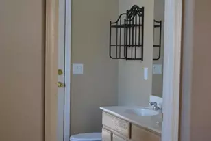 8240 E Obispo Ave, Mesa, AZ 85212 - Photo 14