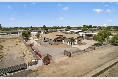 3012 W South Mountain Avenue, Laveen, AZ 85339 - Photo 2