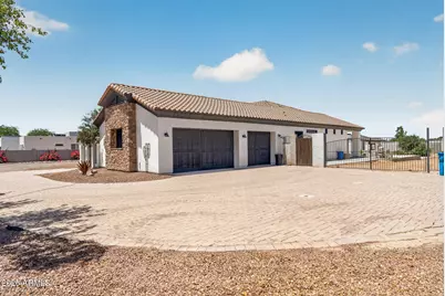 3012 W South Mountain Avenue, Laveen, AZ 85339 - Photo 4