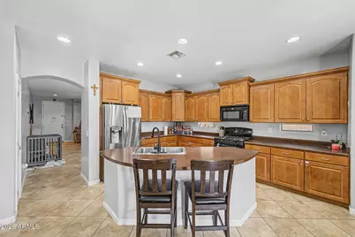 2910 S 88th Avenue, Tolleson, AZ 85353 - Photo 8