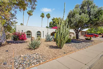 12019 N 28th Street, Phoenix, AZ 85028 - Photo 2