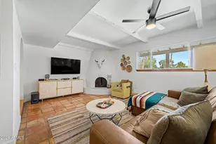 12019 N 28th St, Phoenix, AZ 85028 - Photo 8