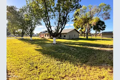 11202 W Winslow Avenue, Tolleson, AZ 85353 - Photo 4