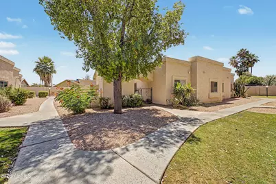 2019 W Lemon Tree Place #1145, Chandler, AZ 85224 - Photo 2