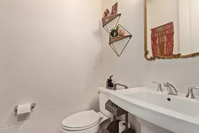 17400 W Auburn Street, Surprise, AZ 85388 - Photo 16