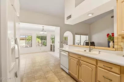 6248 W Grandview Road, Glendale, AZ 85306 - Photo 8