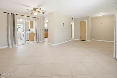 11002 W Connecticut Avenue, Sun City, AZ 85351 - Photo 6