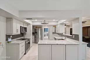 13226 W Pomegranate Dr, Sun City West, AZ 85375 - Photo 12