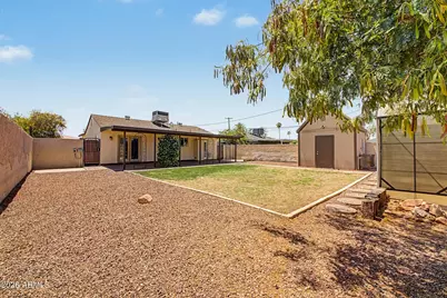 1216 W Clarendon Avenue, Phoenix, AZ 85013 - Photo 38