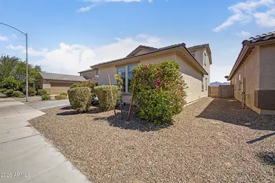 10555 W Crown King Road, Tolleson, AZ 85353 - Photo 2