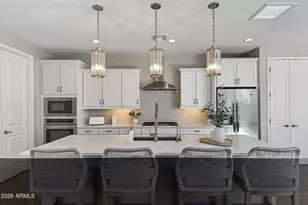 2004 E Park View Ln, Phoenix, AZ 85024 - Photo 4