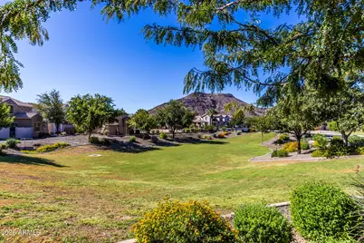 26625 N Babbling Brook Drive, Phoenix, AZ 85083 - Photo 24