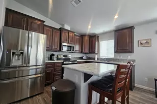 650 N Hawes Rd, Mesa, AZ 85207 - Photo 2