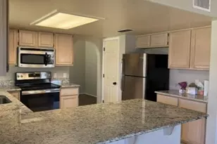 5758 W Drake Ct, Chandler, AZ 85226 - Photo 4