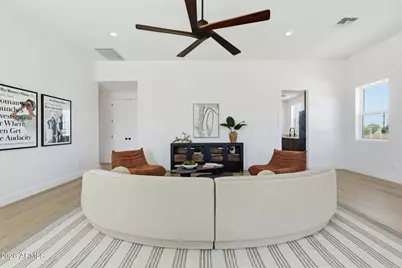 4020 N 32nd Way, Phoenix, AZ 85018 - Photo 10