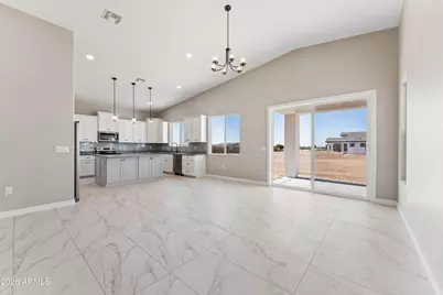 37761 W Montecito Avenue, Tonopah, AZ 85354 - Photo 12