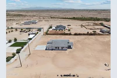37761 W Montecito Avenue, Tonopah, AZ 85354 - Photo 48