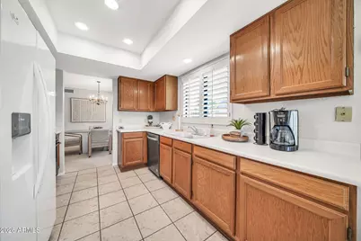 9701 W Oraibi Drive, Peoria, AZ 85382 - Photo 12
