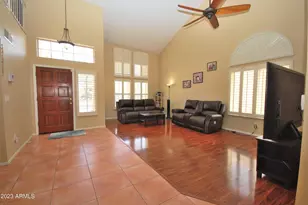 1227 E Glenhaven Dr, Phoenix, AZ 85048 - Photo 2