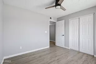 3414 N 69th Dr, Phoenix, AZ 85033 - Photo 18