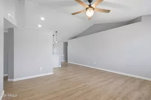 3414 N 69th Dr, Phoenix, AZ 85033 - Photo 4
