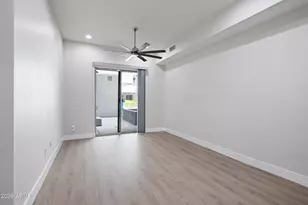 945 E Playa Del Norte Dr, Tempe, AZ 85288 - Photo 14