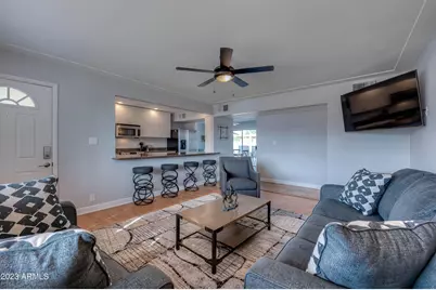 6908 E Edgemont Avenue, Scottsdale, AZ 85257 - Photo 10