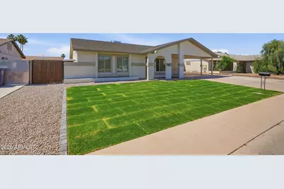 907 W Straford Drive, Chandler, AZ 85225 - Photo 2