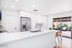 5217 E Tunder Cir, Phoenix, AZ 85044 - Photo 6