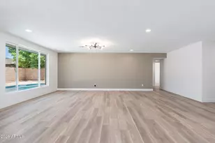 4816 W Cochise Dr, Glendale, AZ 85302 - Photo 8