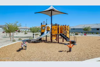 17056 W Red Bird Road, Surprise, AZ 85387 - Photo 22