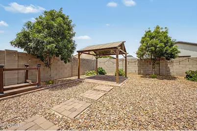 13354 W Briles Road, Peoria, AZ 85383 - Photo 32