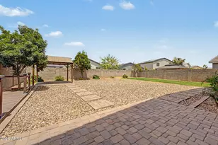 13354 W Briles Rd, Peoria, AZ 85383 - Photo 30