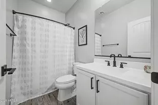 13354 W Briles Rd, Peoria, AZ 85383 - Photo 24