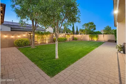 9186 W Louise Drive, Peoria, AZ 85383 - Photo 14