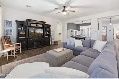 9186 W Louise Drive, Peoria, AZ 85383 - Photo 36