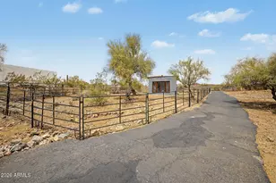 40404 N New River Rd, Phoenix, AZ 85086 - Photo 24