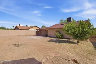 1468 W Montoya Ln, Phoenix, AZ 85027 - Photo 28