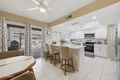 10414 E Silvertree Drive, Sun Lakes, AZ 85248 - Photo 6