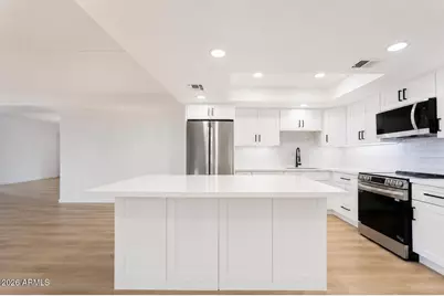 7920 E Camelback Road #212, Scottsdale, AZ 85251 - Photo 2