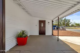 7824 W Mitchell Dr, Phoenix, AZ 85033 - Photo 2
