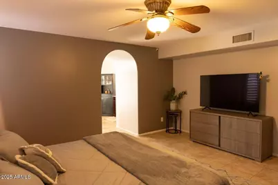 2701 E Bighorn Avenue, Phoenix, AZ 85048 - Photo 18