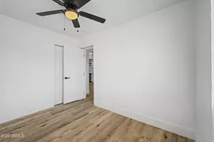 2912 E Monroe Street E, Phoenix, AZ 85034 - Photo 14
